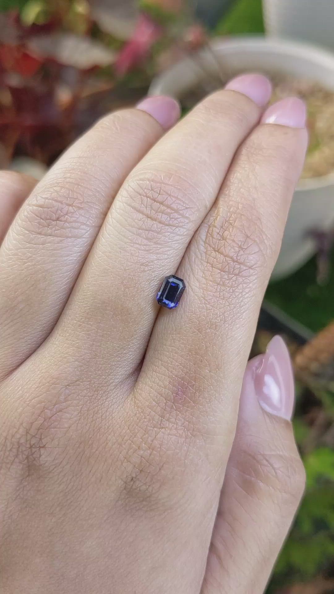0.98 Ct. Purplish Blue Sapphire from Ceylon (Sri Lanka) Size Video