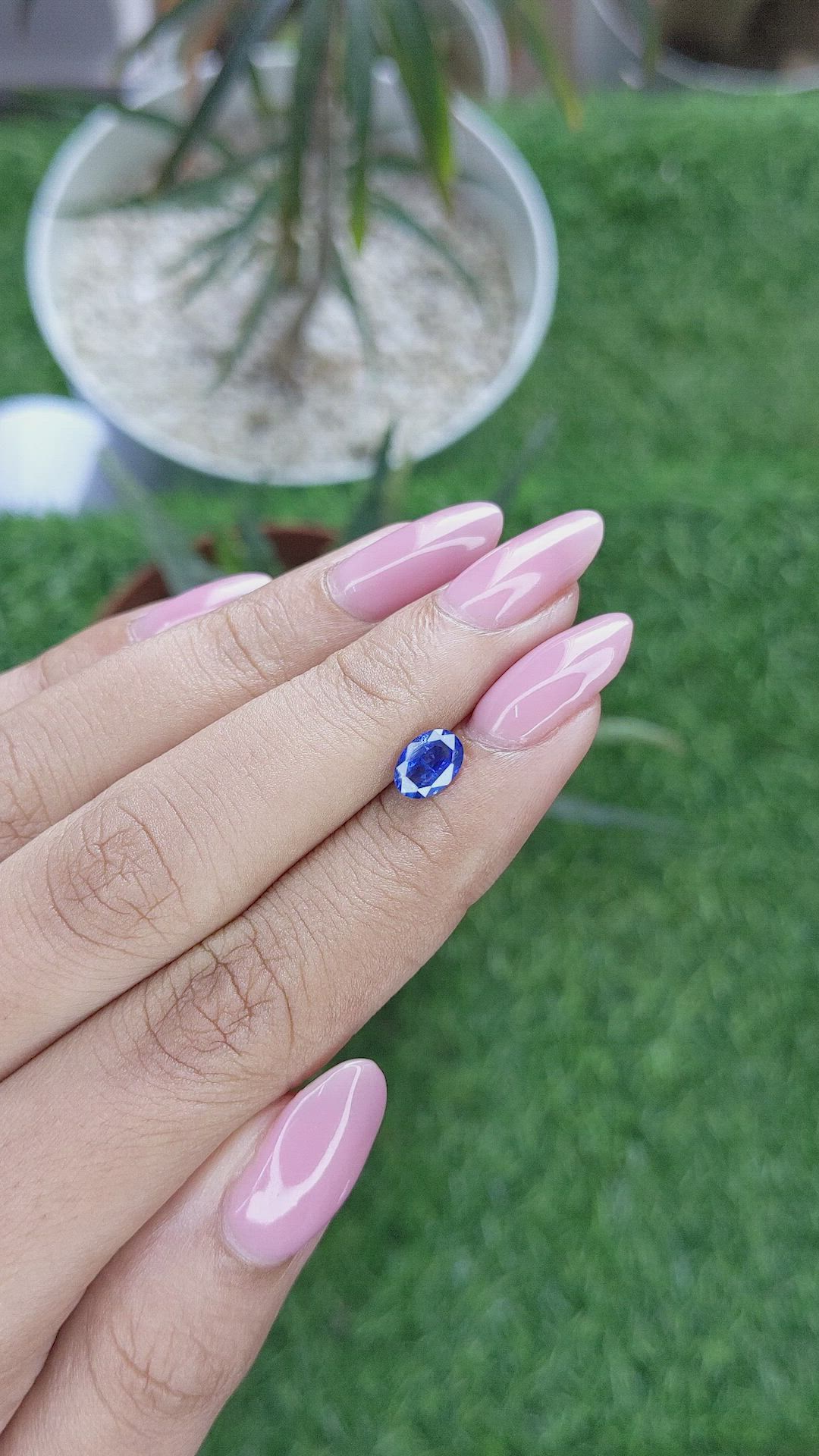 0.89 Ct. Blue Sapphire from Ceylon (Sri Lanka) Size Video