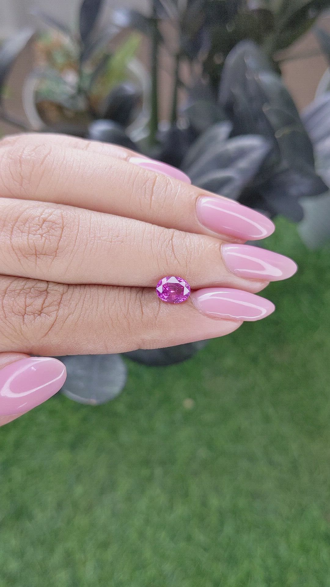 1.08 Ct. Purplish Pink Sapphire from Ceylon (Sri Lanka) Size Video