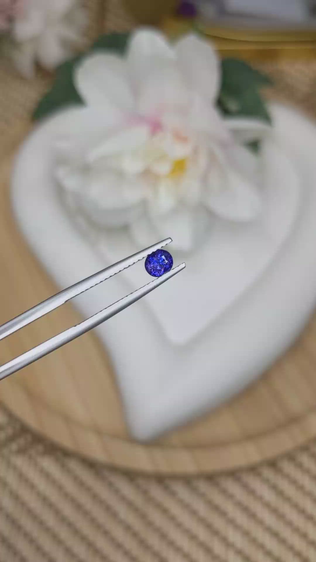 0.68 Ct. Purplish Blue Sapphire from Ceylon (Sri Lanka) Size Video