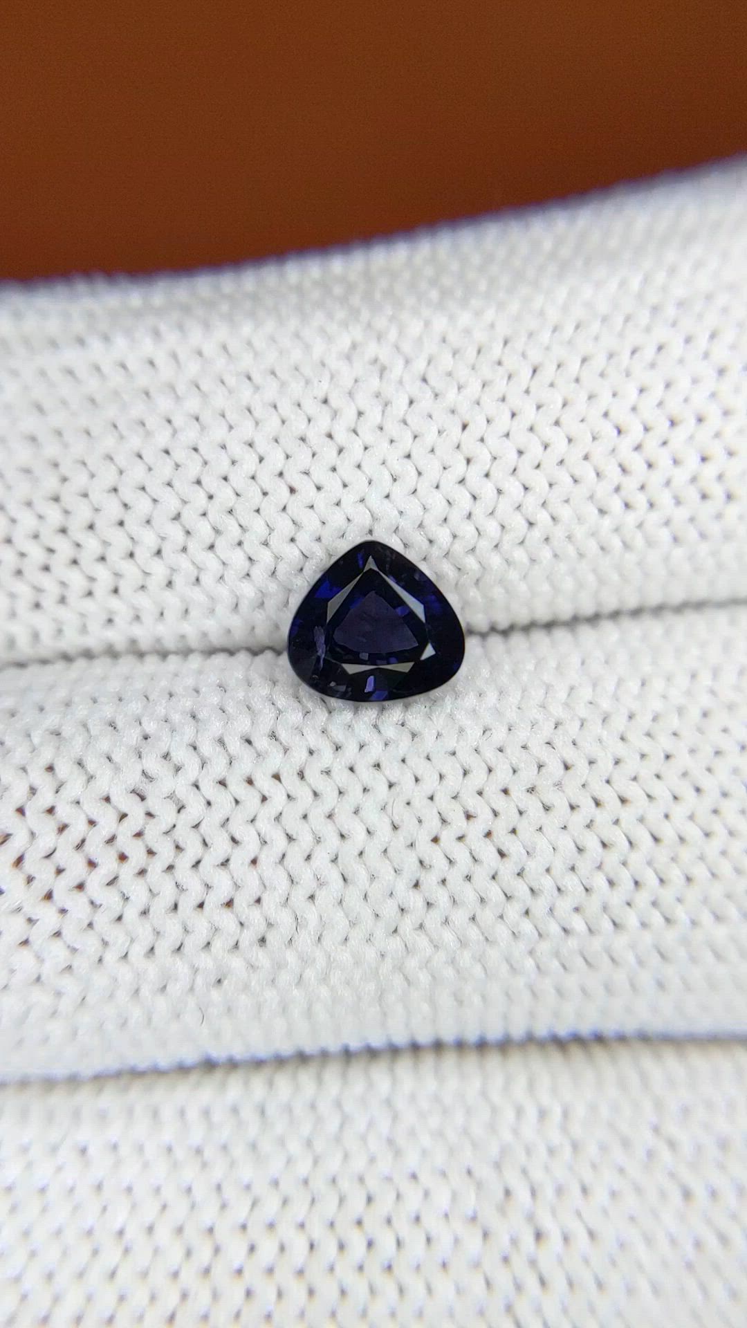 1.15 Ct. Purplish Blue Sapphire from Ceylon (Sri Lanka) Size Video