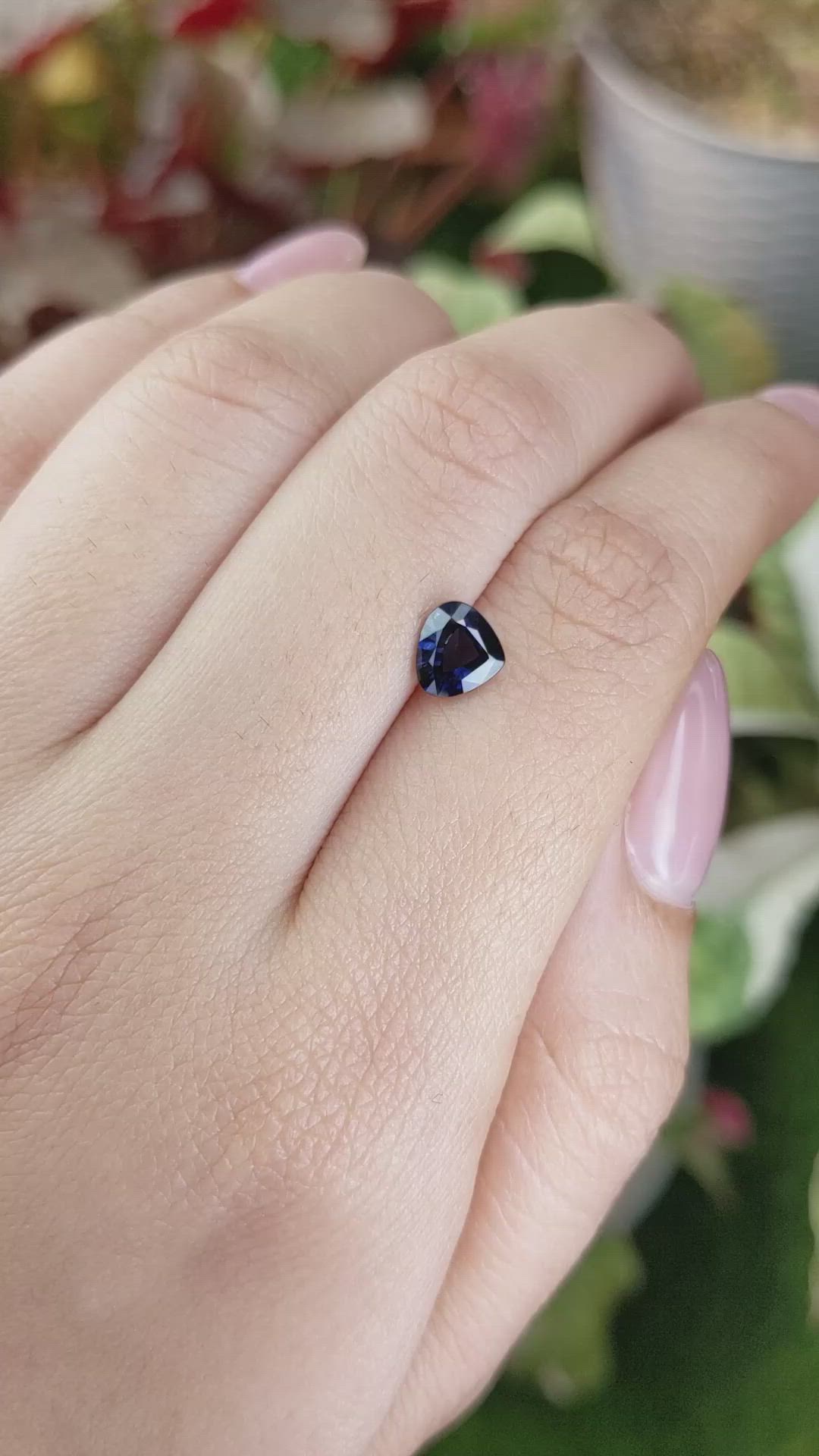 1.15 Ct. Purplish Blue Sapphire from Ceylon (Sri Lanka) Size Video