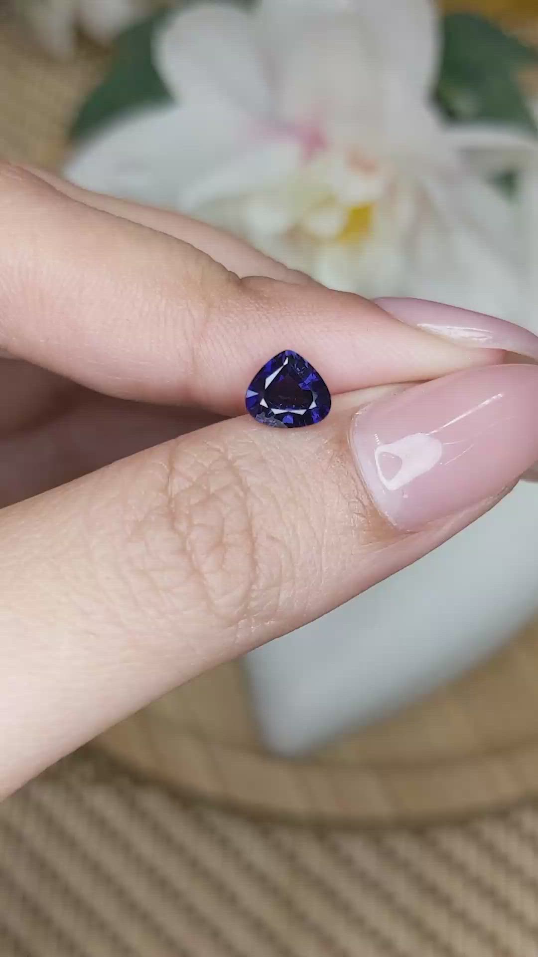 1.15 Ct. Purplish Blue Sapphire from Ceylon (Sri Lanka) Size Video