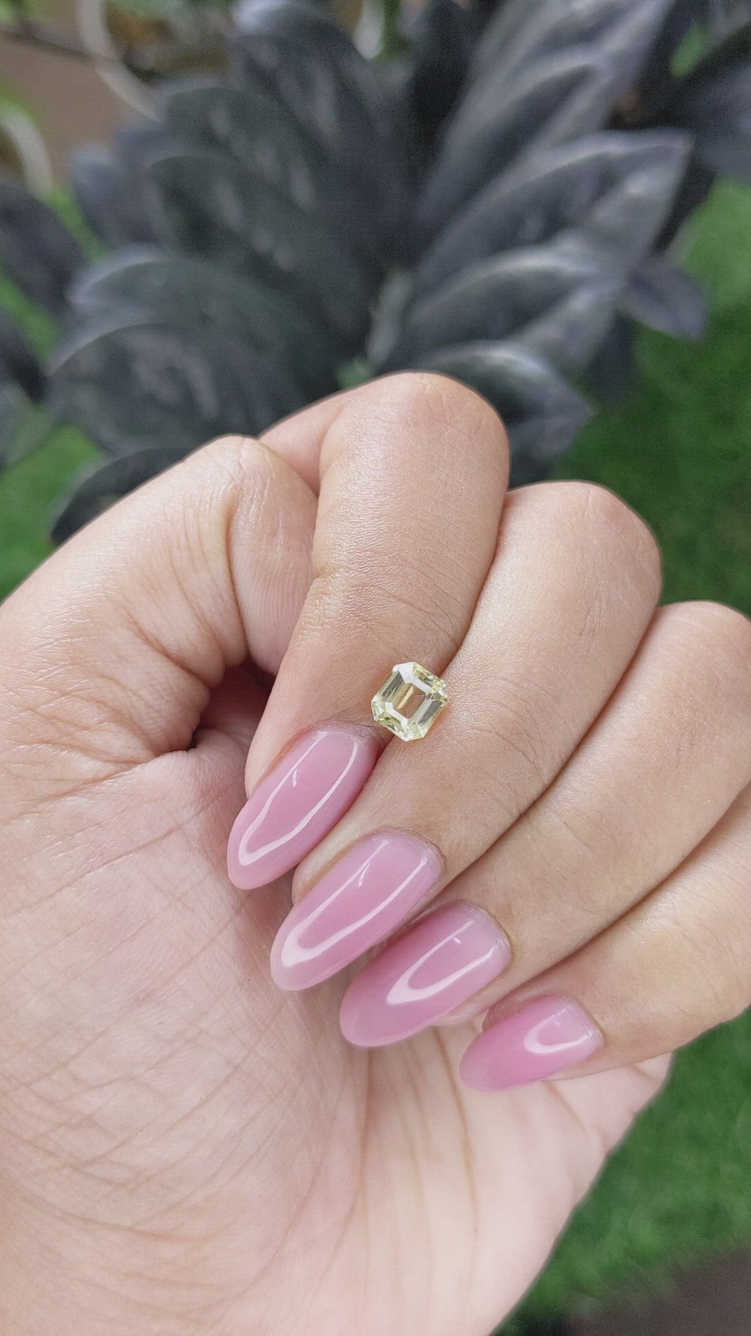 1.07 Ct. Yellow Sapphire from Ceylon (Sri Lanka) Size Video