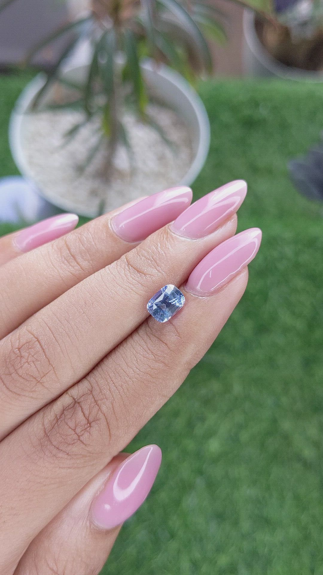 1.57 Ct. Blue Sapphire from Ceylon (Sri Lanka) Size Video