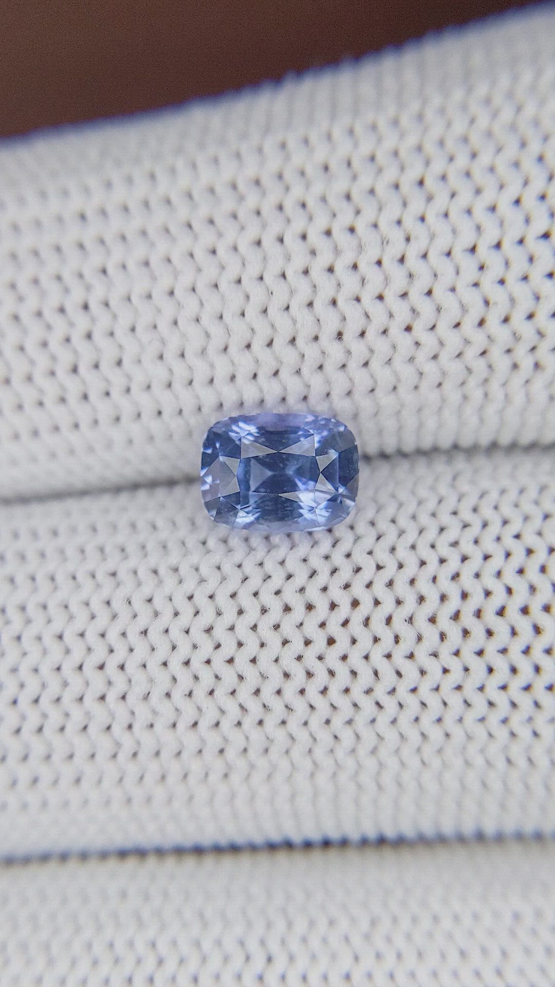 1.57 Ct. Blue Sapphire from Ceylon (Sri Lanka) Size Video