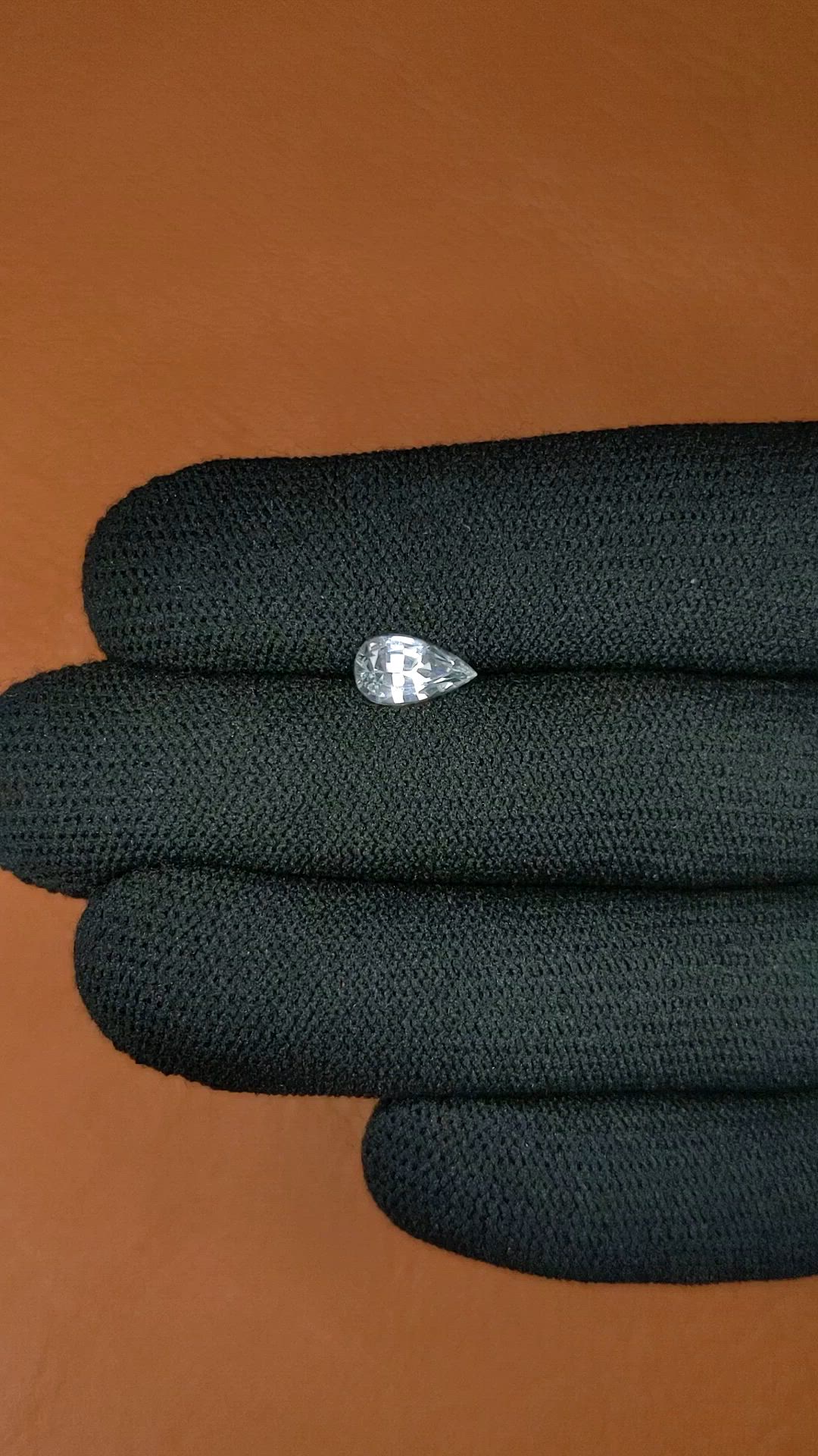 1.21 Ct. White Sapphire from Ceylon (Sri Lanka) Size Video