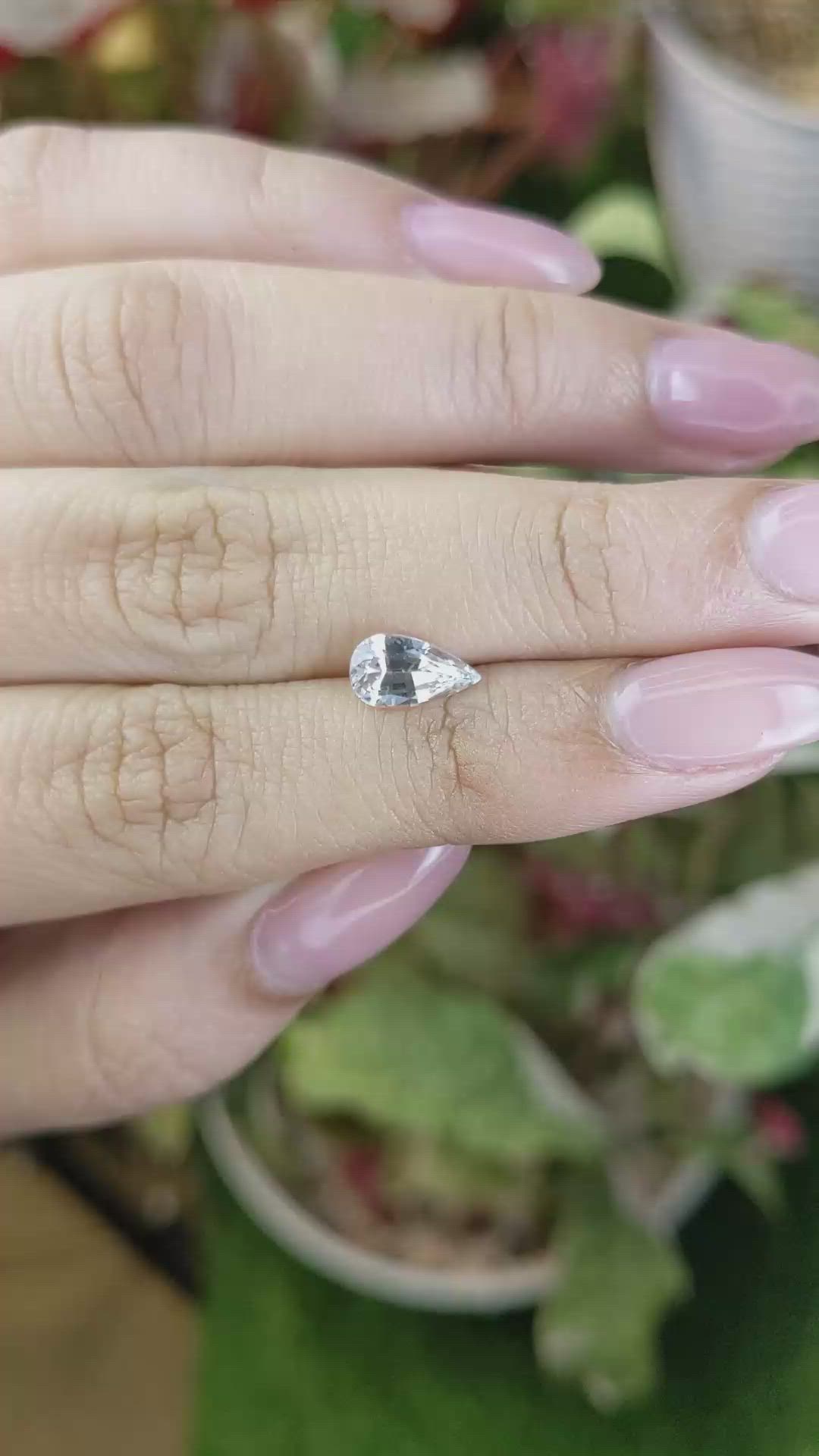 1.21 Ct. White Sapphire from Ceylon (Sri Lanka) Size Video