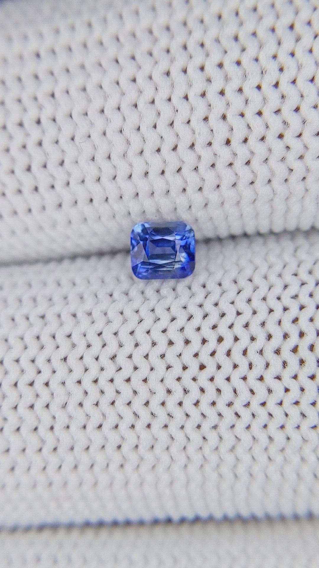 0.39 Ct. Blue Sapphire from Ceylon (Sri Lanka) Size Video