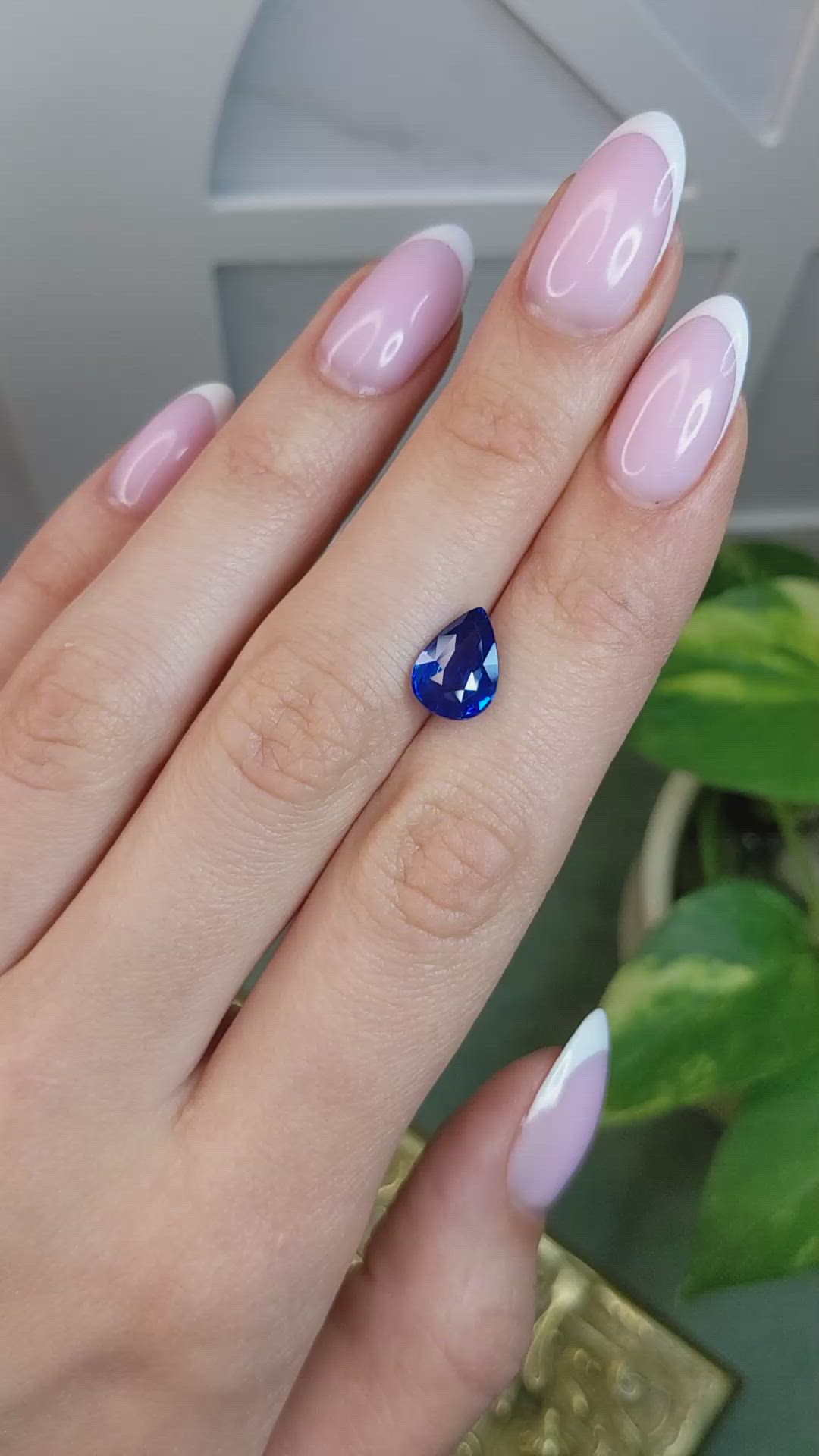 3.03 Ct. Blue Sapphire from Ceylon (Sri Lanka) Size Video