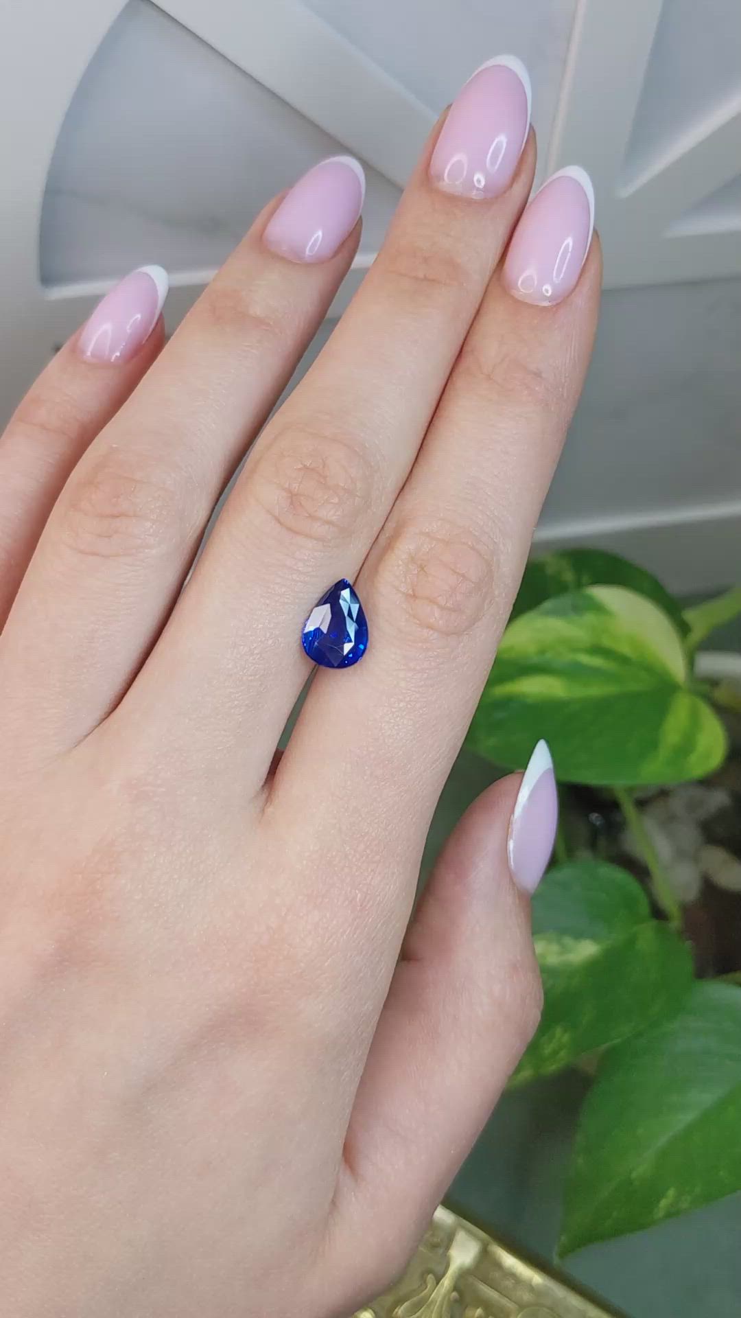 3.03 Ct. Blue Sapphire from Ceylon (Sri Lanka) Size Video