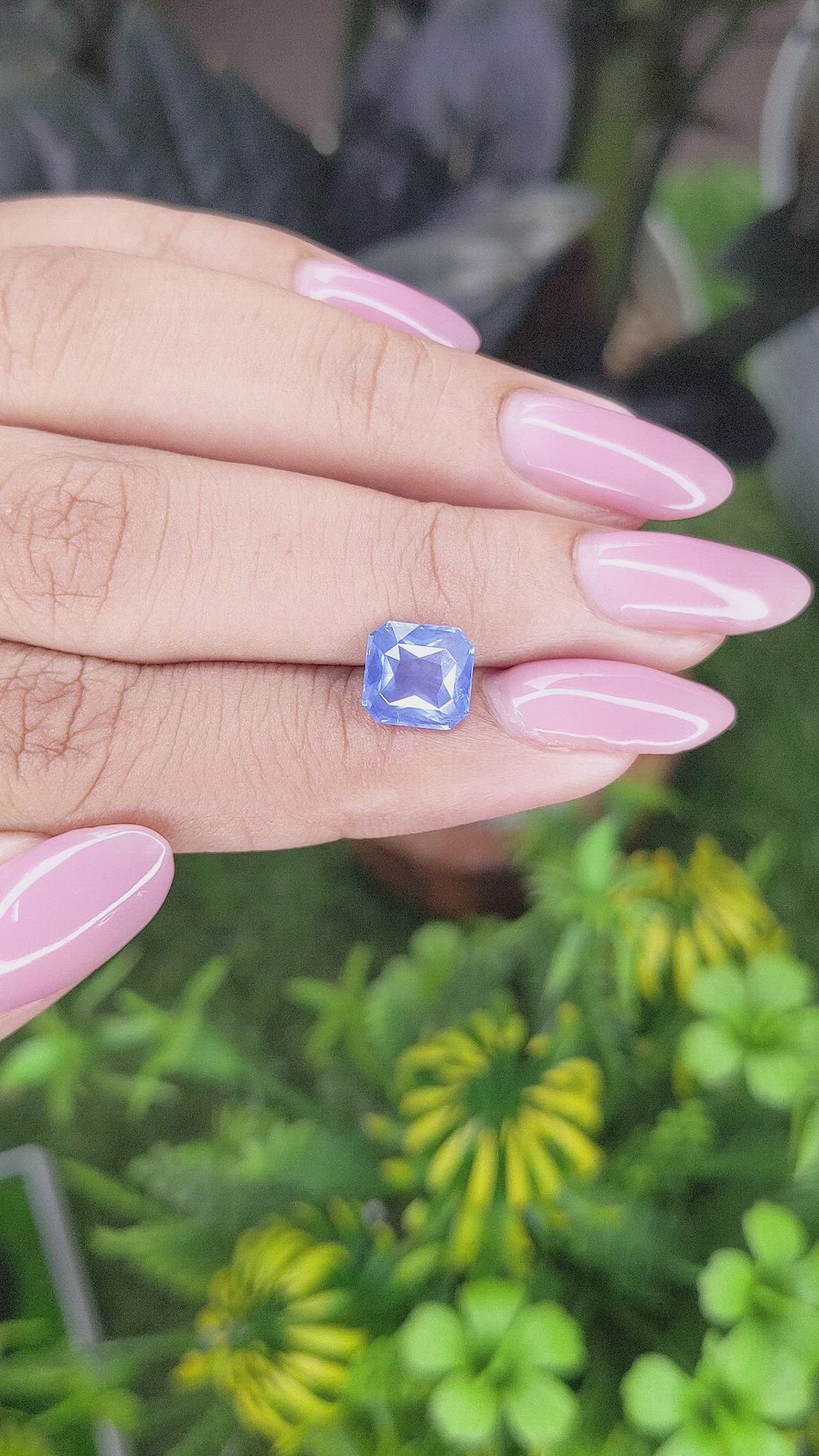 2.56 Ct. Blue Sapphire from Ceylon (Sri Lanka) Size Video