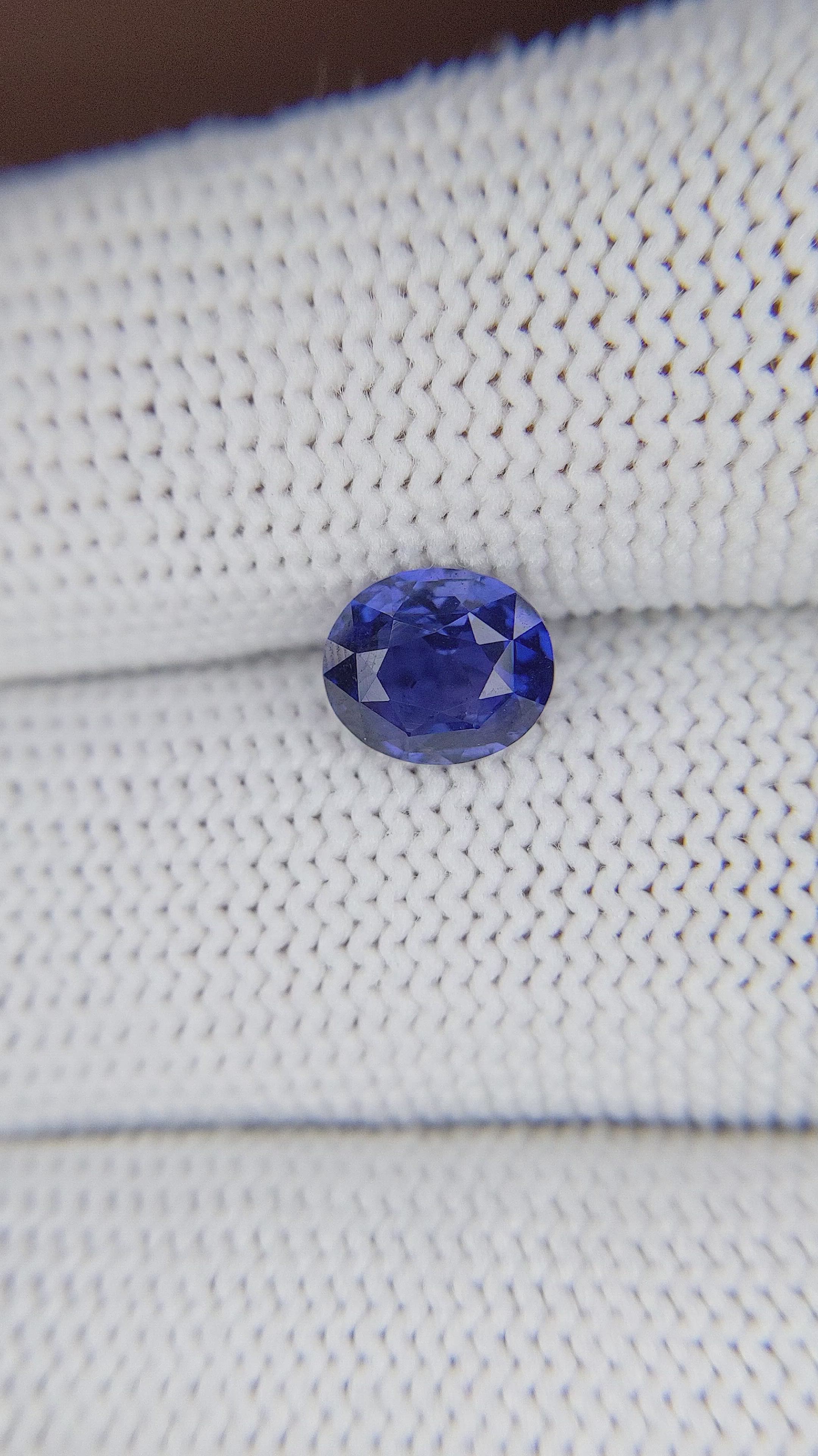 1.60 Ct. Purplish Blue Sapphire from Ceylon (Sri Lanka) Size Video
