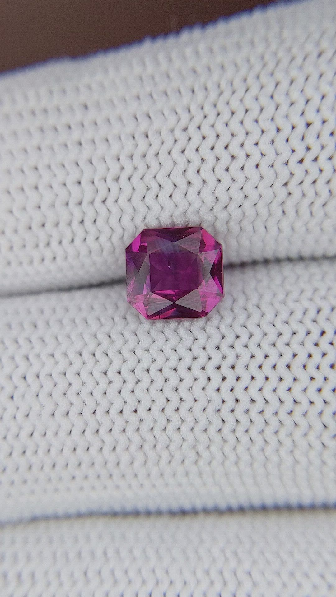 1.58 Ct. Purplish Pink Sapphire from Ceylon (Sri Lanka) Size Video