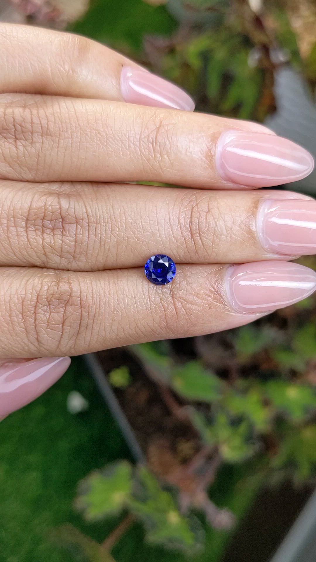 0.76 Ct. Blue Sapphire from Ceylon (Sri Lanka) Size Video