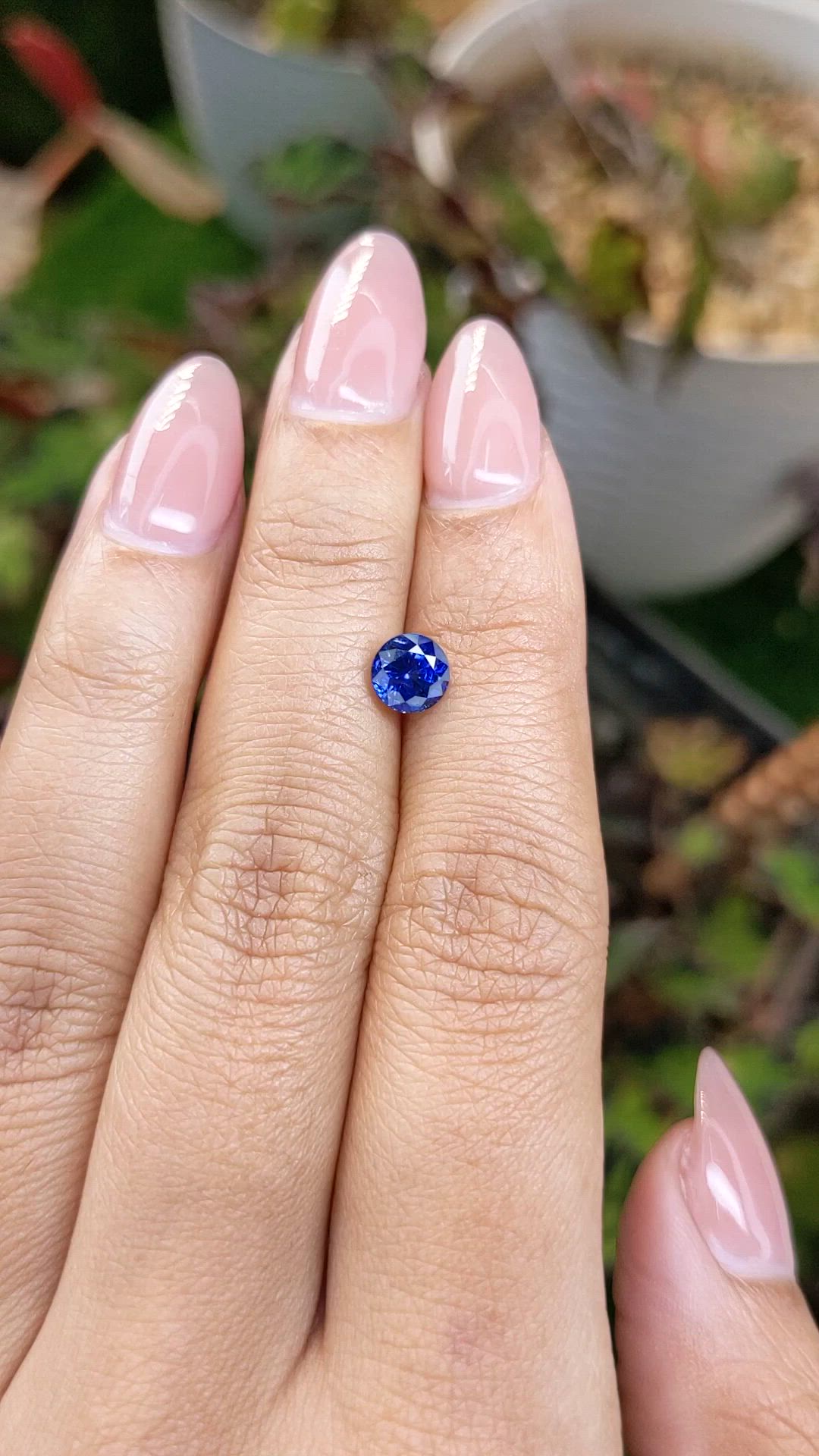 1.08 Ct. Blue Sapphire from Ceylon (Sri Lanka) Size Video