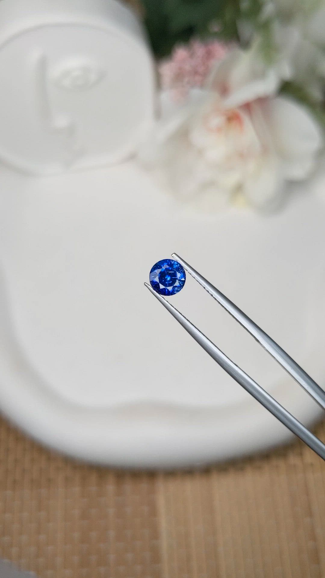 1.08 Ct. Blue Sapphire from Ceylon (Sri Lanka) Size Video
