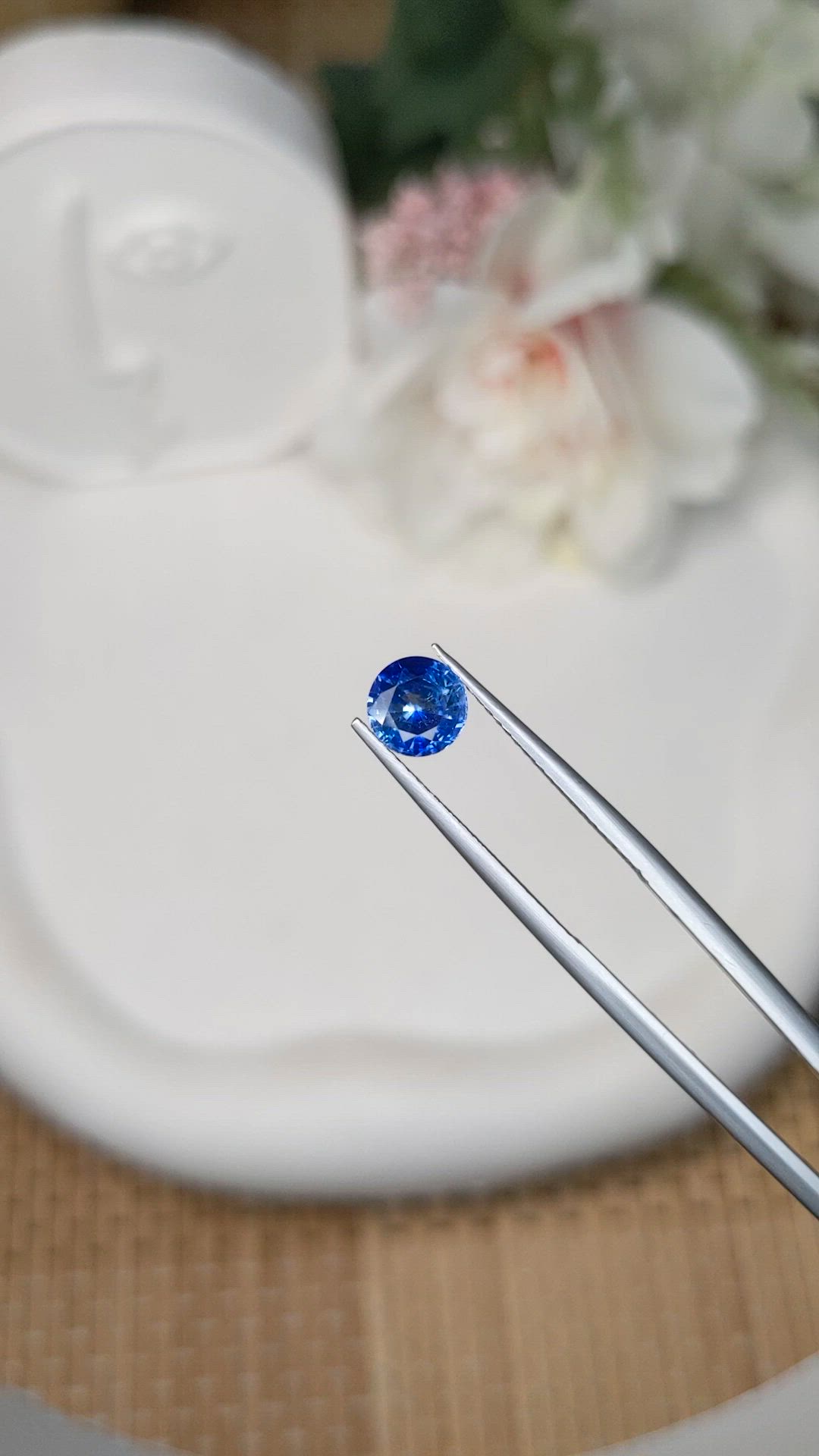 1.36 Ct. Blue Sapphire from Ceylon (Sri Lanka) Size Video