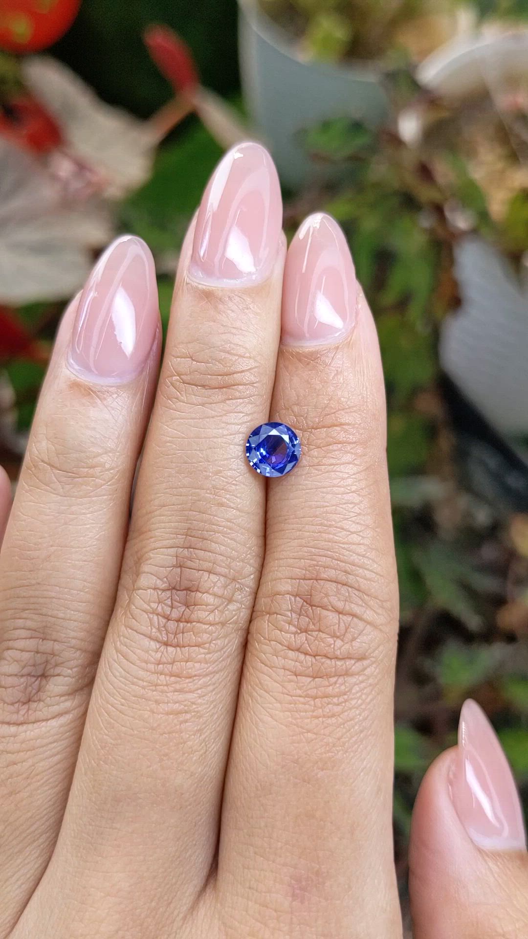 1.02 Ct. Blue Sapphire from Ceylon (Sri Lanka) Size Video