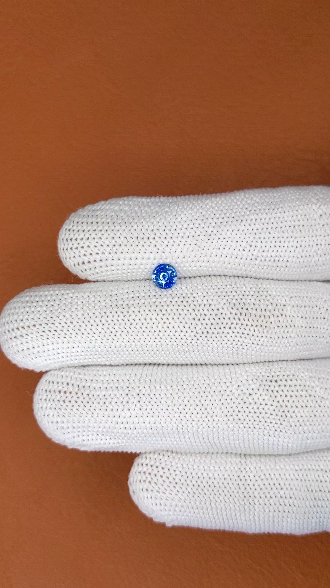 0.53 Ct. Blue Sapphire from Ceylon (Sri Lanka) Size Video