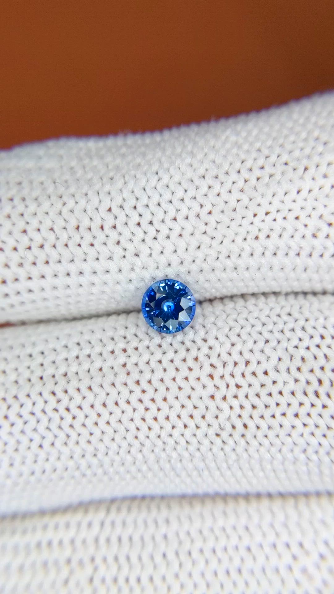 0.53 Ct. Blue Sapphire from Ceylon (Sri Lanka) Size Video