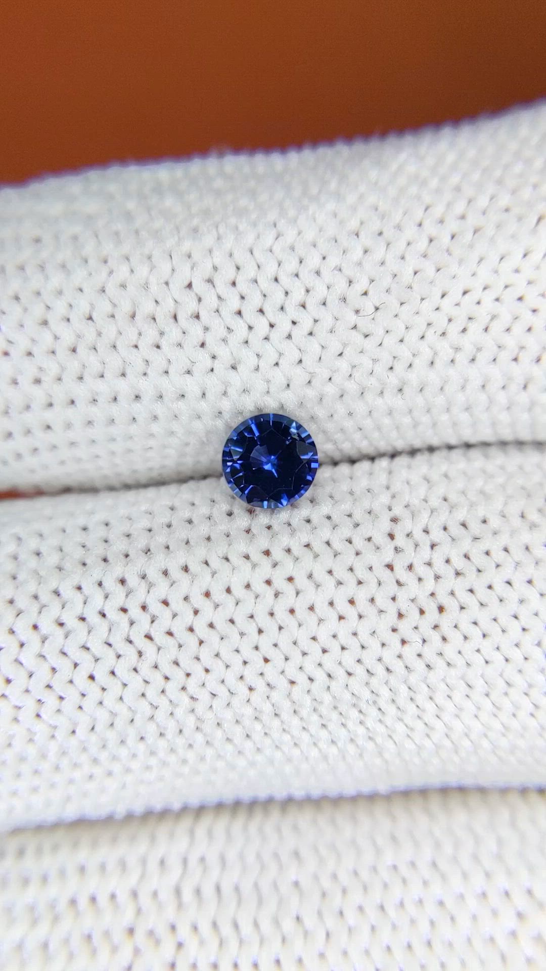 0.56 Ct. Blue Sapphire from Ceylon (Sri Lanka) Size Video