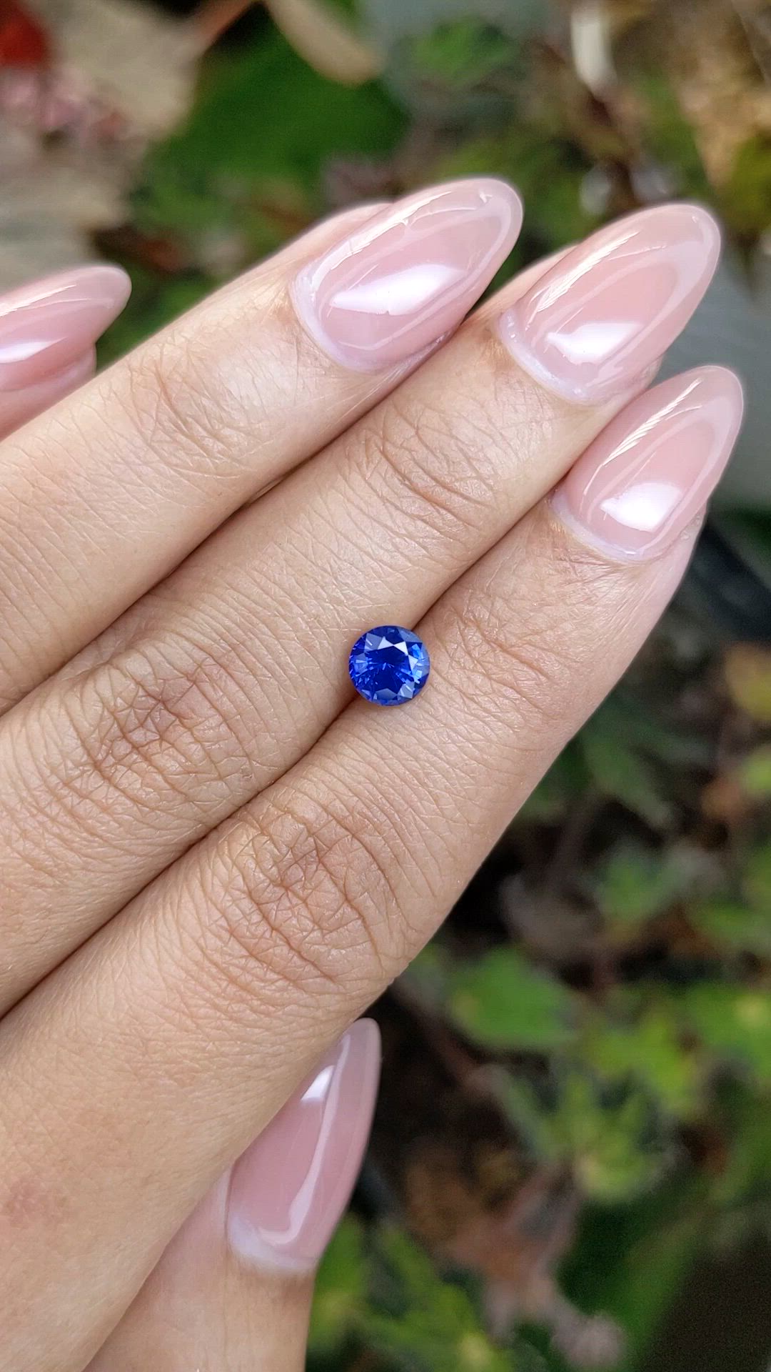 0.93 Ct. Blue Sapphire from Ceylon (Sri Lanka) Size Video