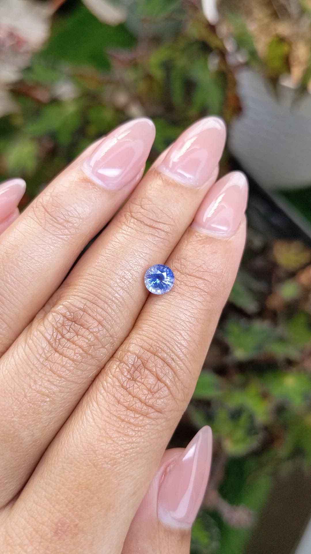 1.00 Ct. Blue Sapphire from Ceylon (Sri Lanka) Size Video