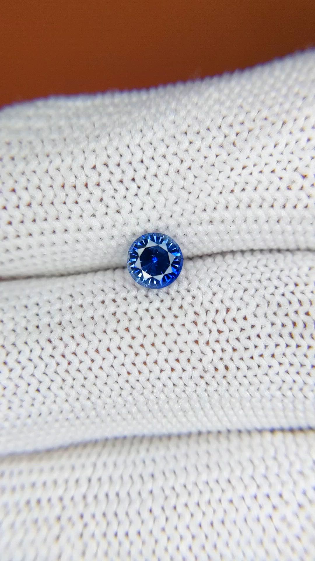 0.74 Ct. Blue Sapphire from Ceylon (Sri Lanka) Size Video