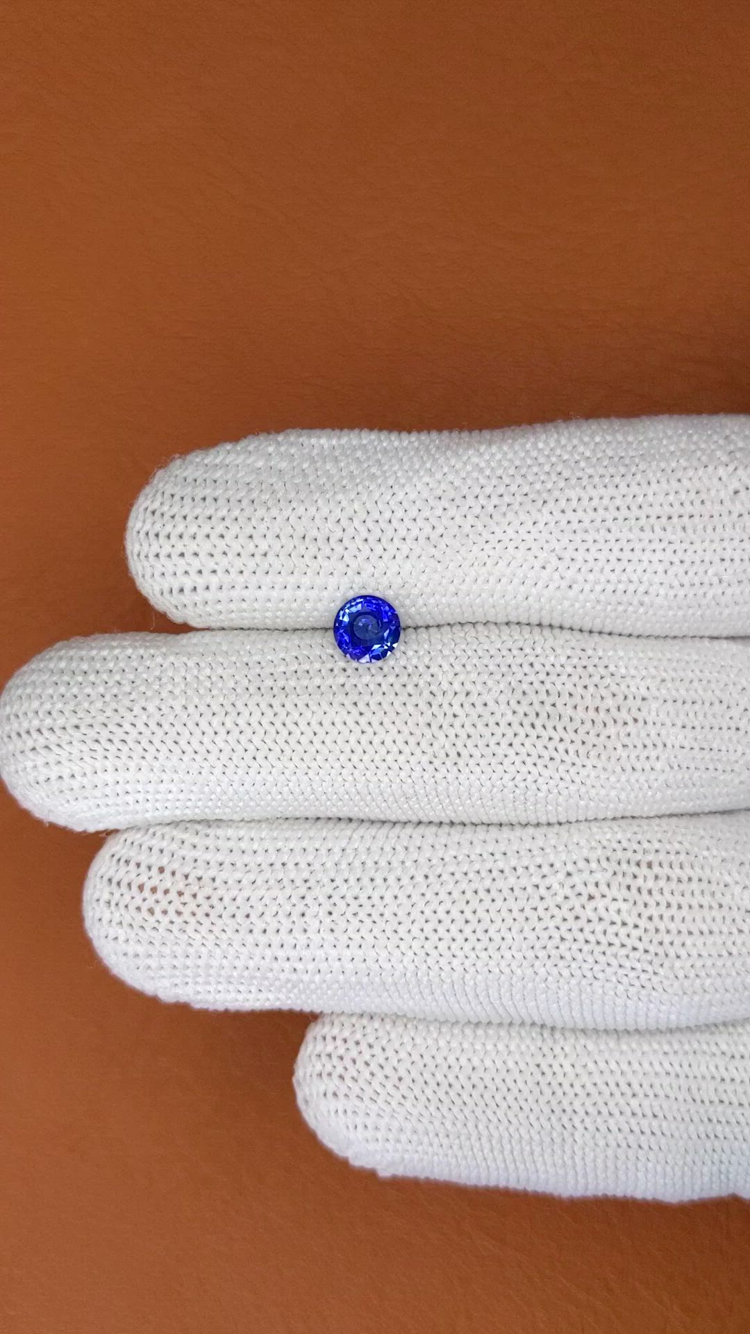 0.72 Ct. Blue Sapphire from Ceylon (Sri Lanka) Size Video