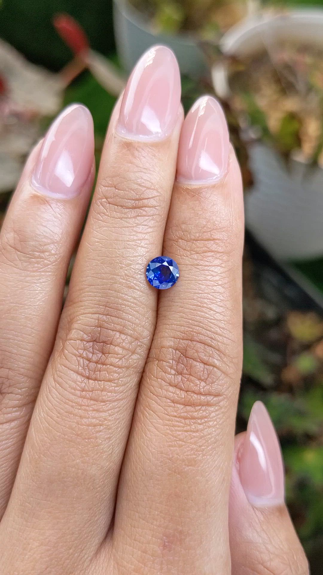 0.72 Ct. Blue Sapphire from Ceylon (Sri Lanka) Size Video