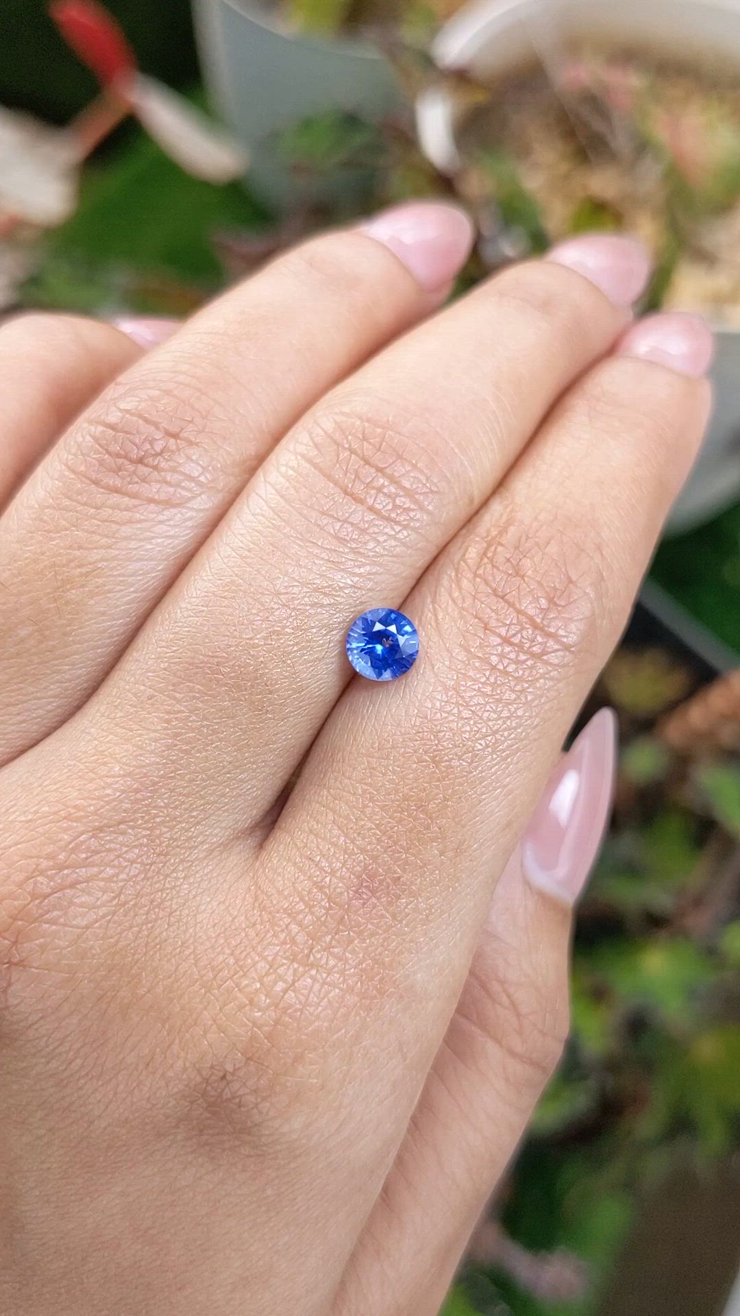 0.97 Ct. Blue Sapphire from Ceylon (Sri Lanka) Size Video