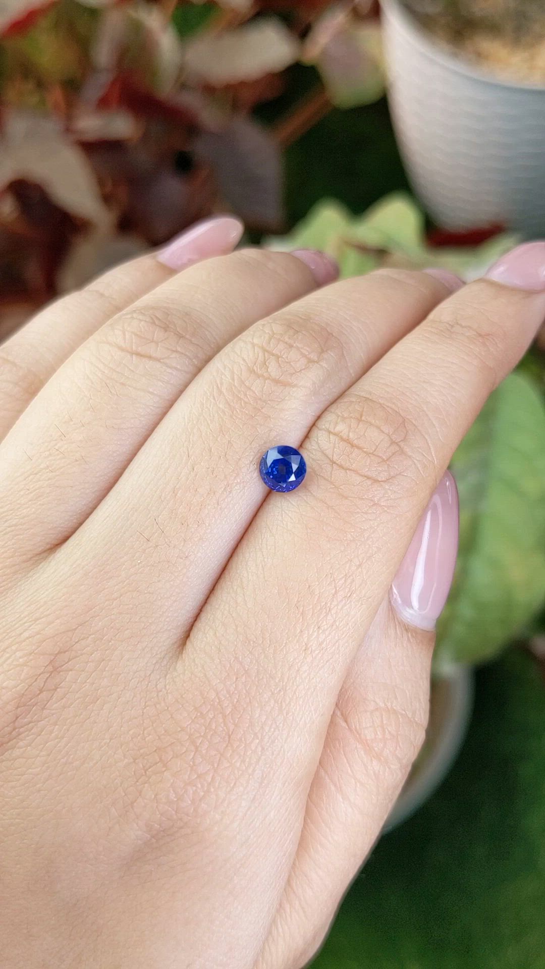 1.13 Ct. Blue Sapphire from Ceylon (Sri Lanka) Size Video