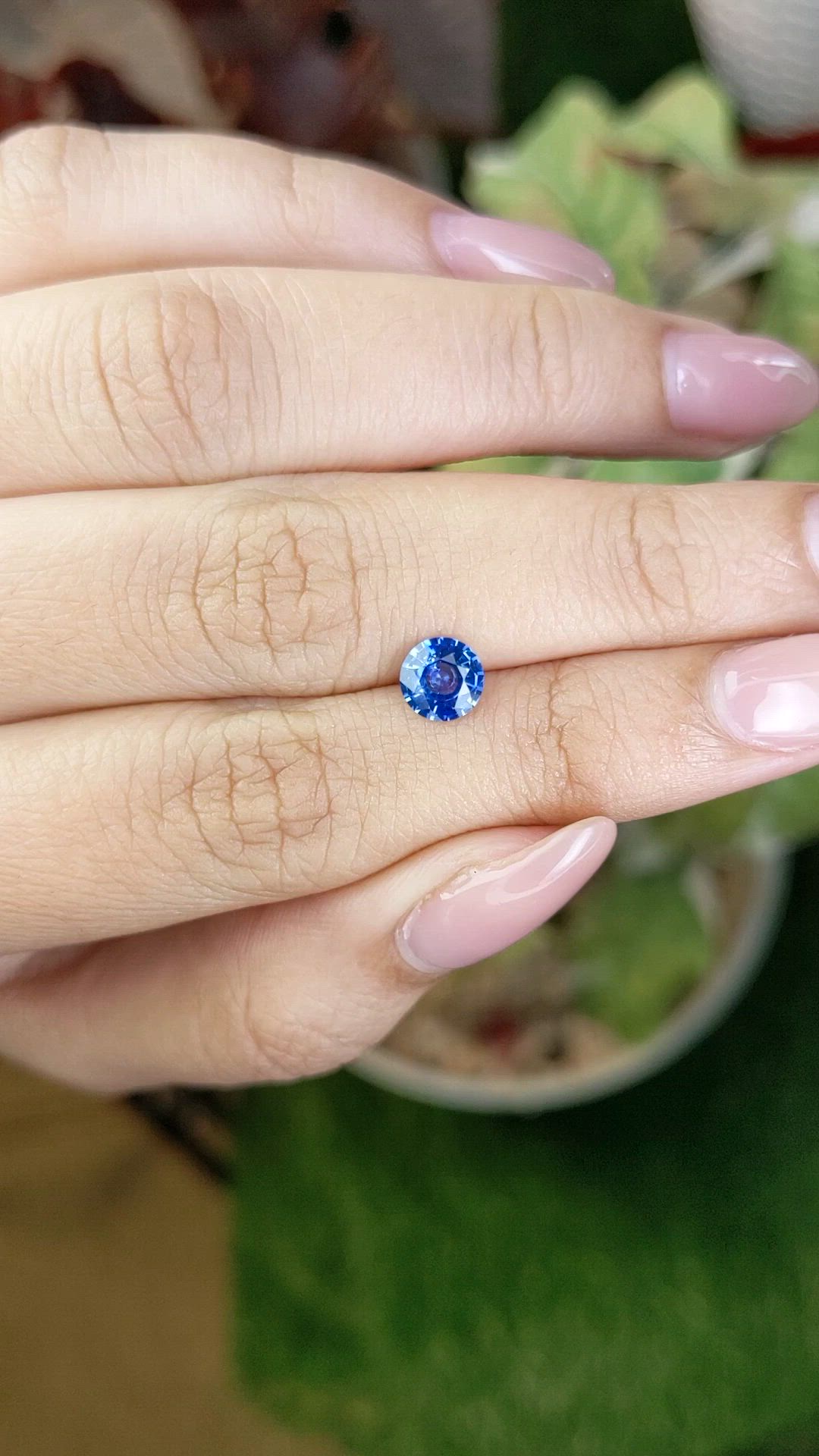 0.85 Ct. Blue Sapphire from Ceylon (Sri Lanka) Size Video