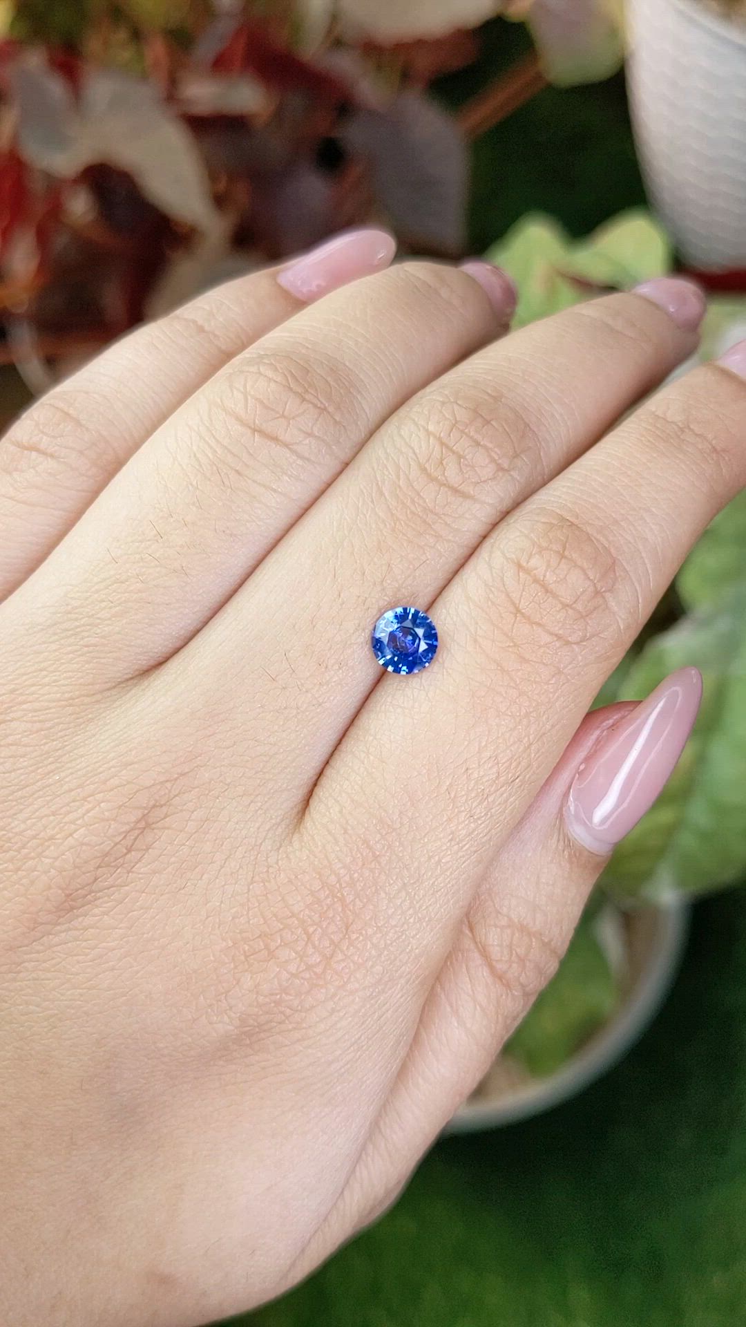 0.85 Ct. Blue Sapphire from Ceylon (Sri Lanka) Size Video