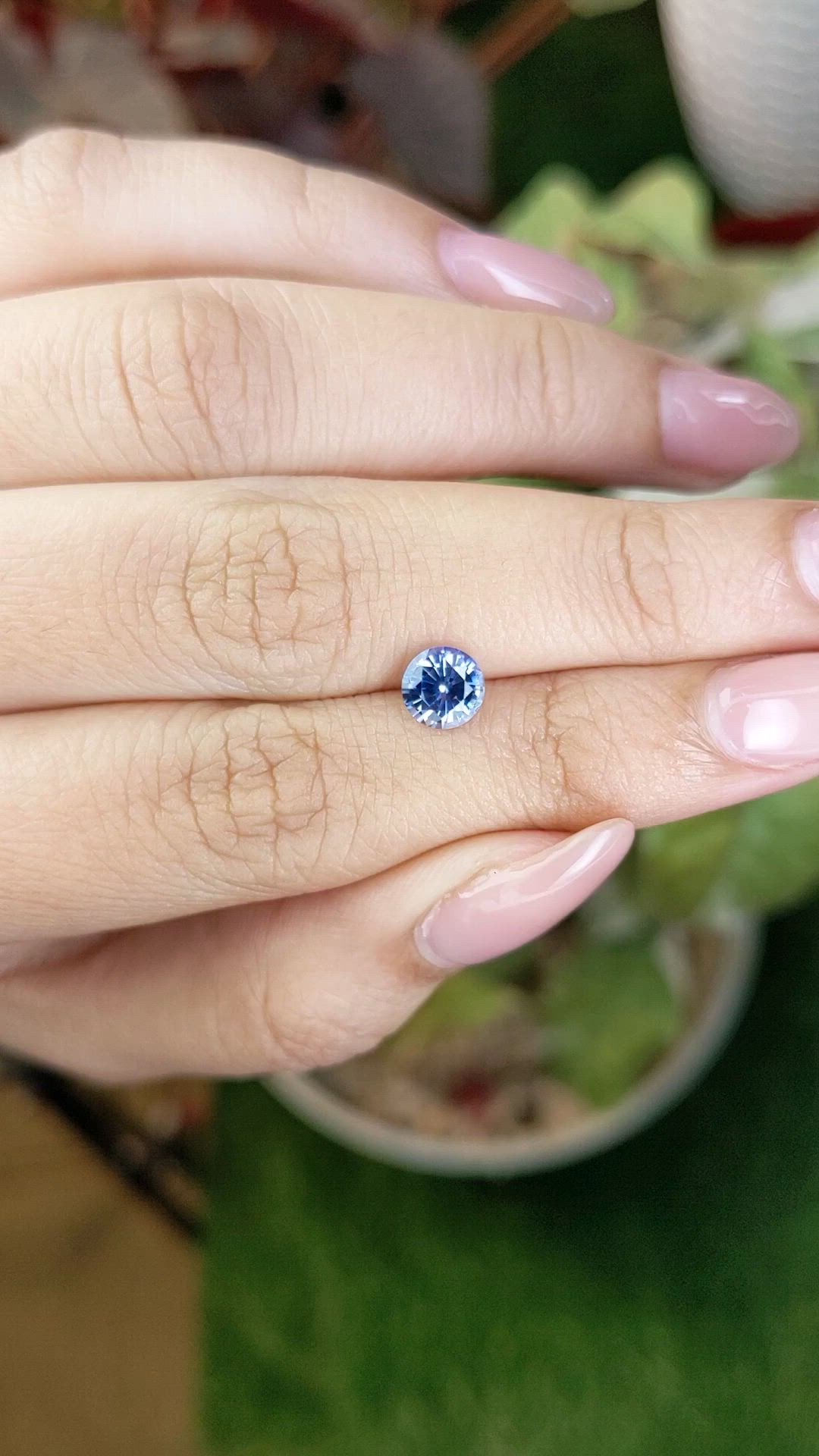 1.00 Ct. Blue Sapphire from Ceylon (Sri Lanka) Size Video