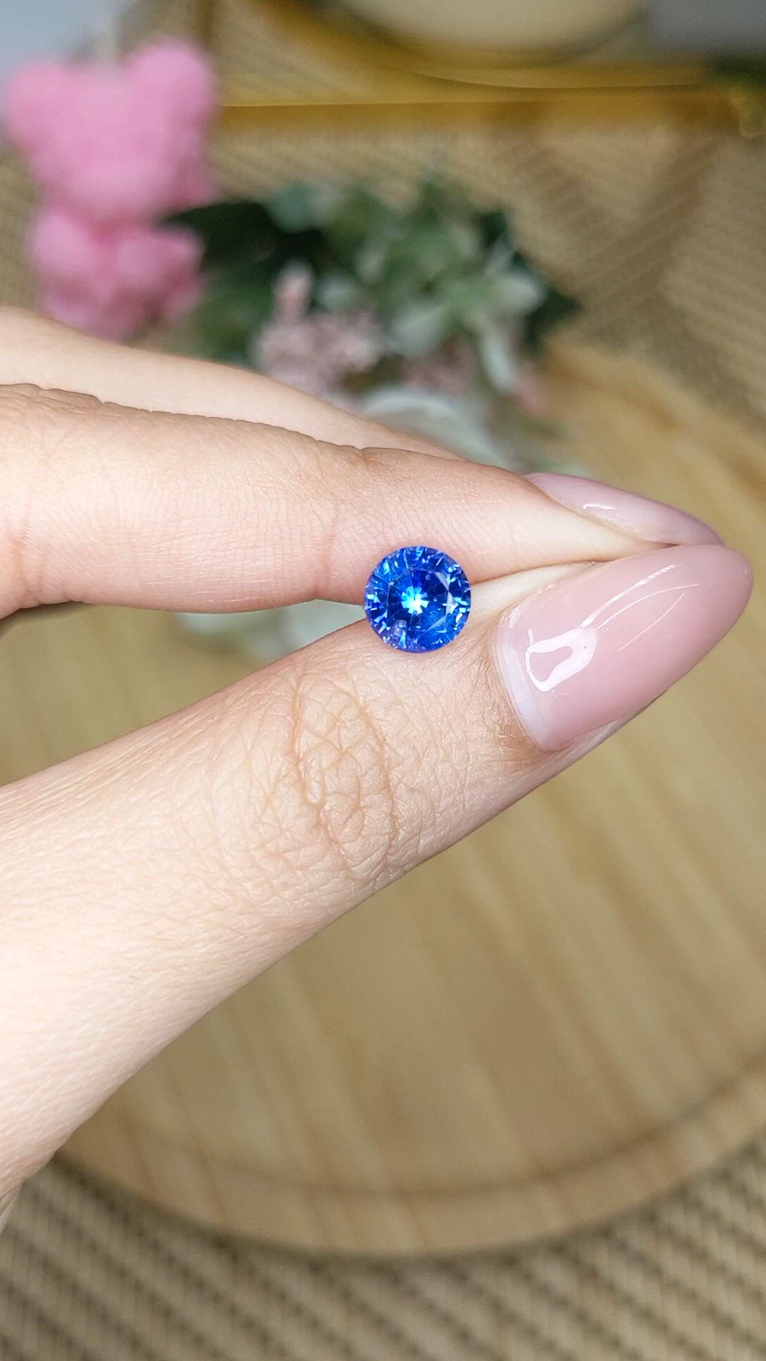 1.63 Ct. Blue Sapphire from Ceylon (Sri Lanka) Size Video