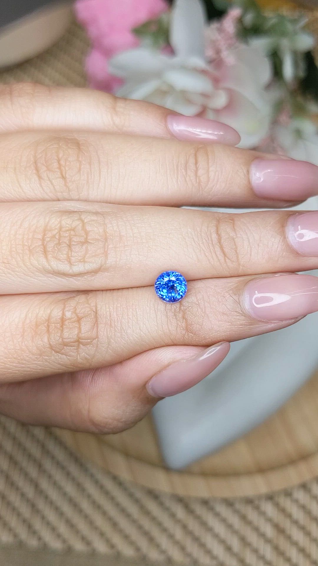 1.25 Ct. Blue Sapphire from Ceylon (Sri Lanka) Size Video