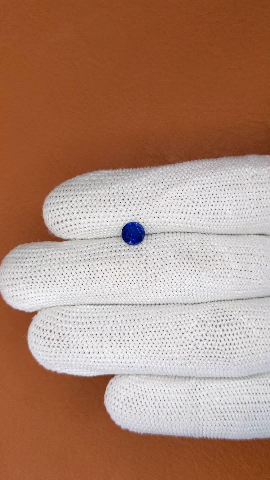 0.80 Ct. Blue Sapphire from Ceylon (Sri Lanka) Size Video