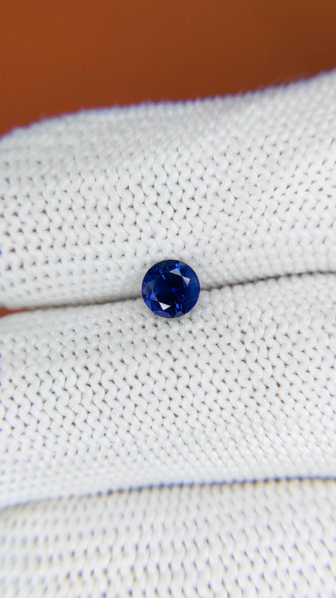 0.62 Ct. Blue Sapphire from Ceylon (Sri Lanka) Size Video