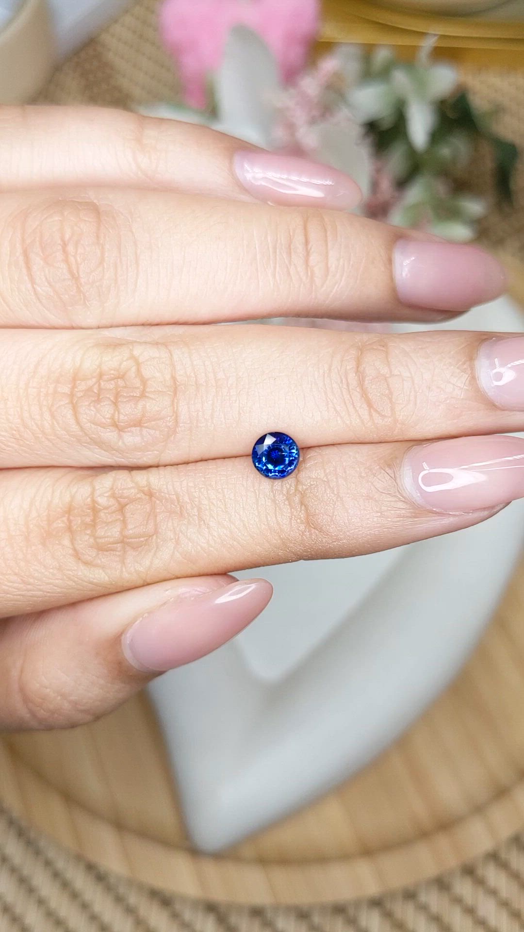 0.71 Ct. Blue Sapphire from Ceylon (Sri Lanka) Size Video