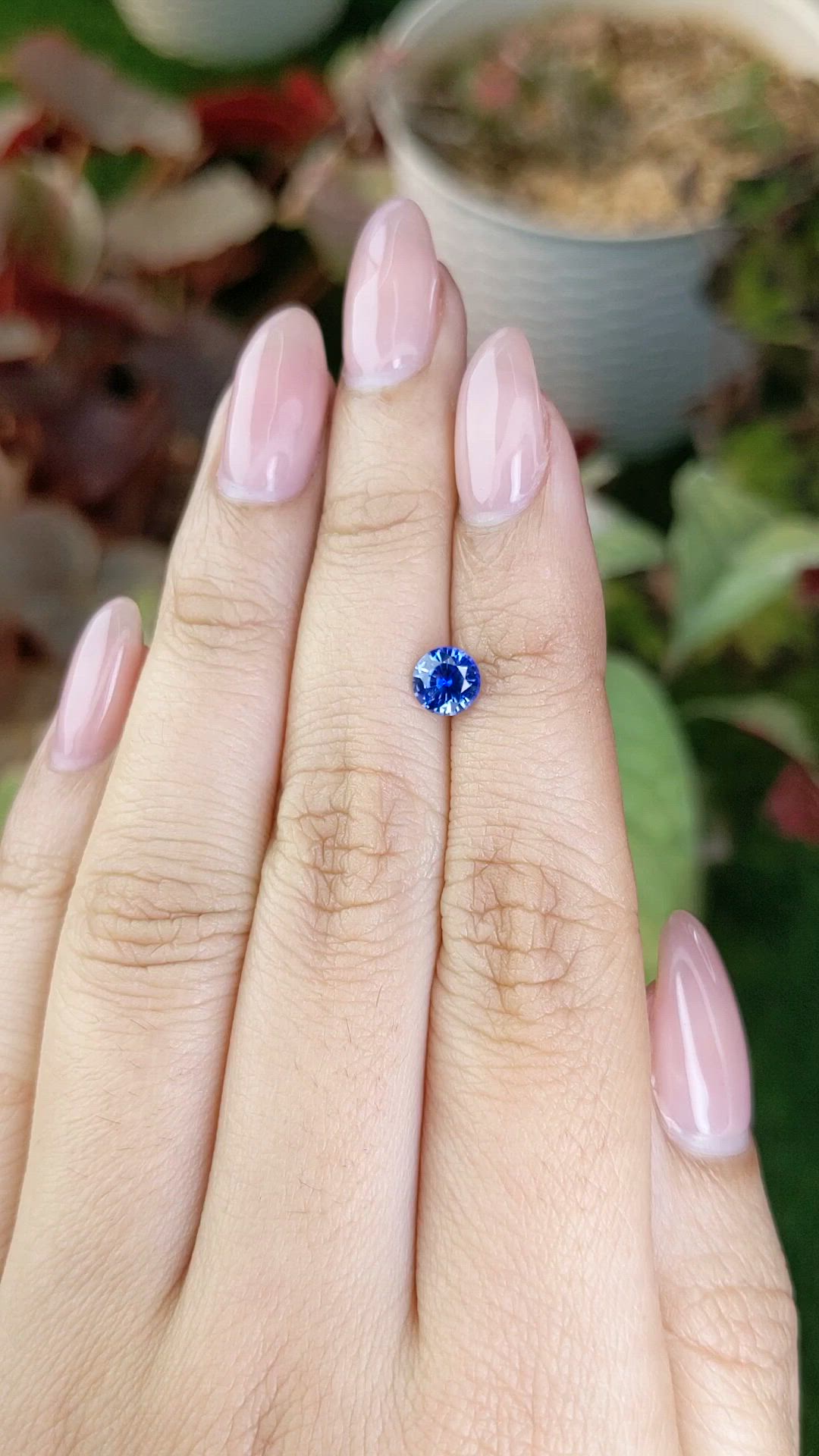 0.80 Ct. Blue Sapphire from Ceylon (Sri Lanka) Size Video