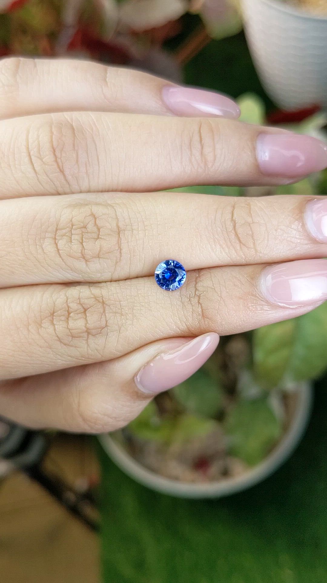 0.80 Ct. Blue Sapphire from Ceylon (Sri Lanka) Size Video