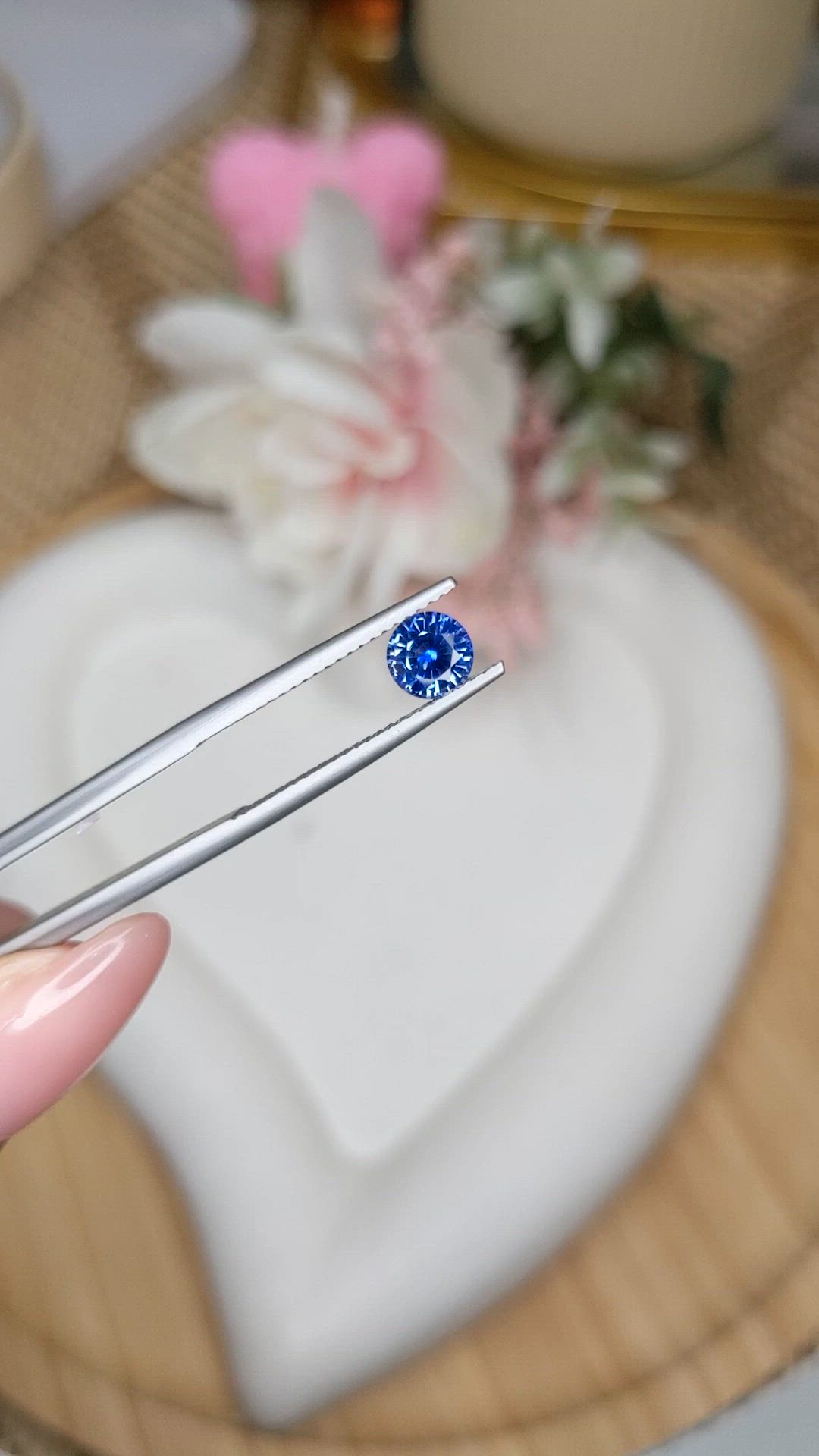 0.80 Ct. Blue Sapphire from Ceylon (Sri Lanka) Size Video
