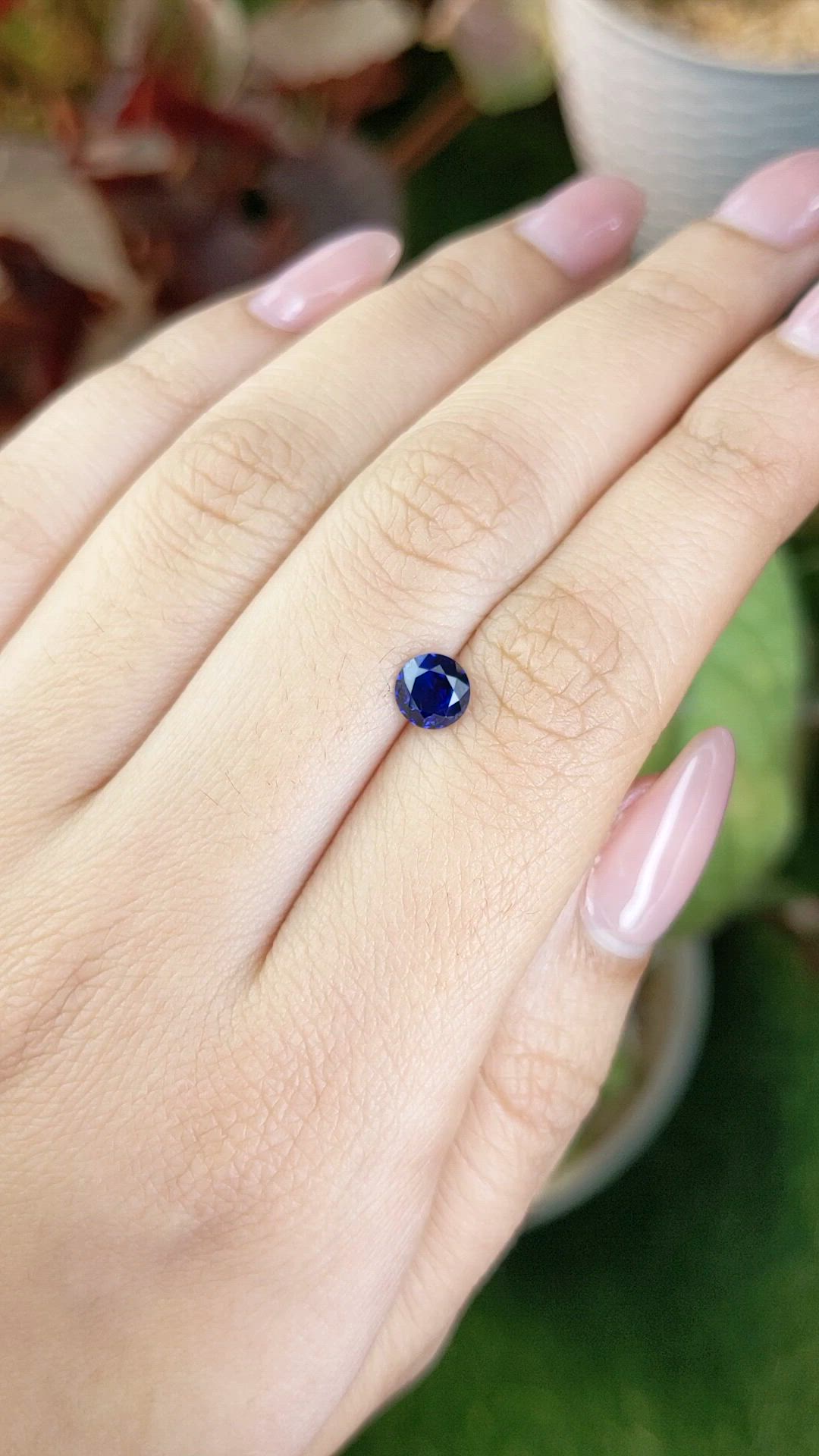 0.85 Ct. Blue Sapphire from Ceylon (Sri Lanka) Size Video