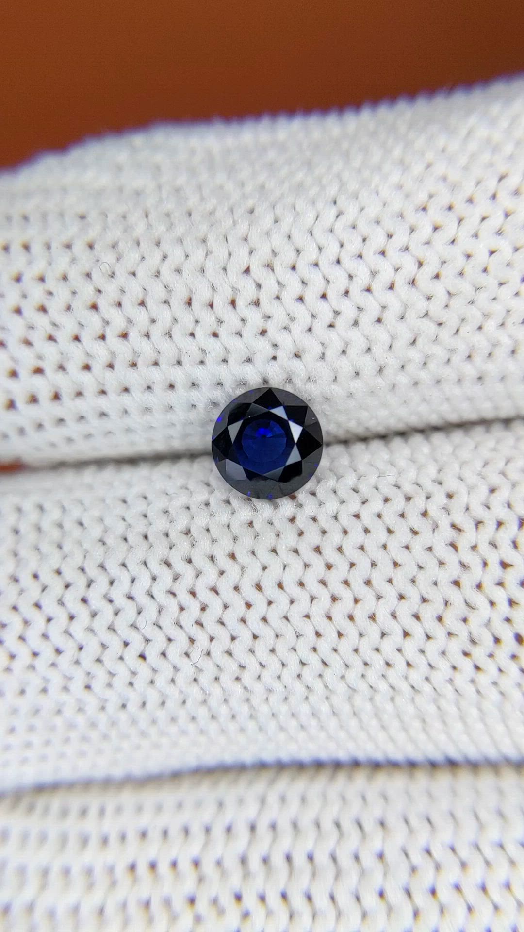 0.74 Ct. Blue Sapphire from Ceylon (Sri Lanka) Size Video