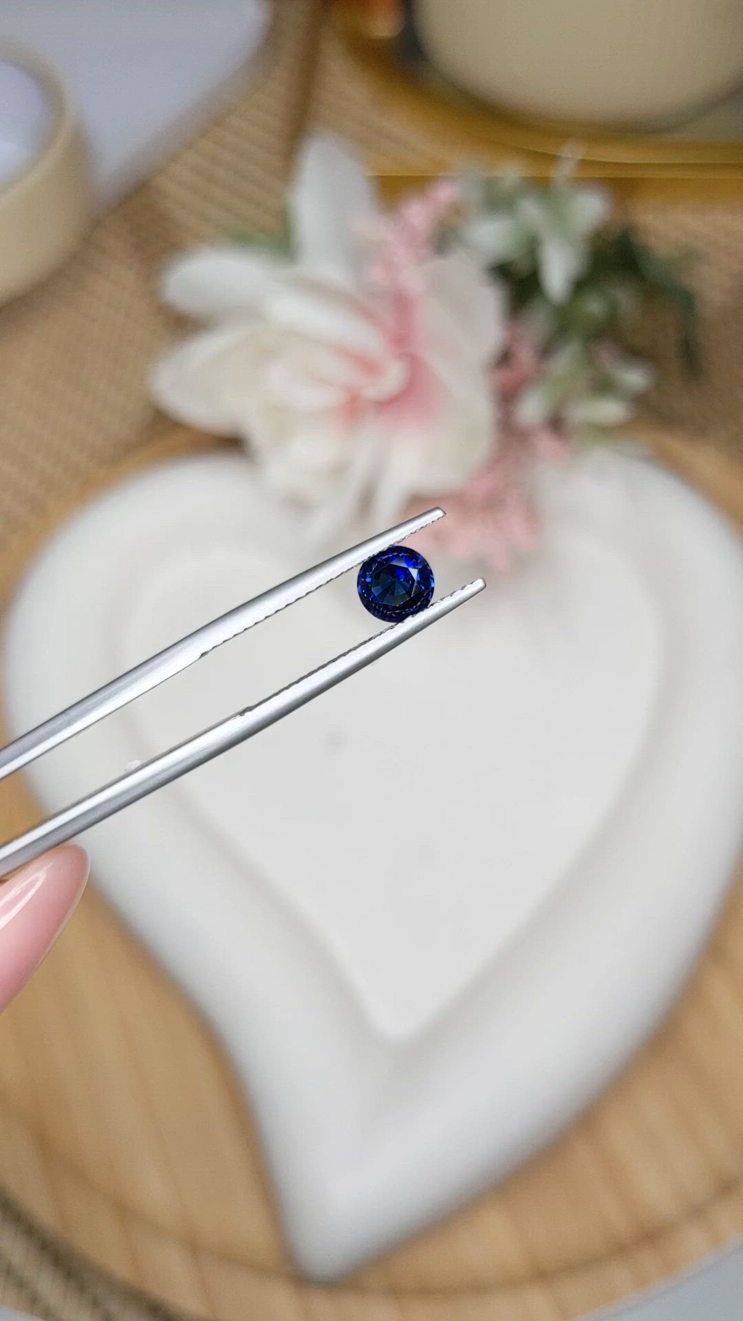 0.74 Ct. Blue Sapphire from Ceylon (Sri Lanka) Size Video