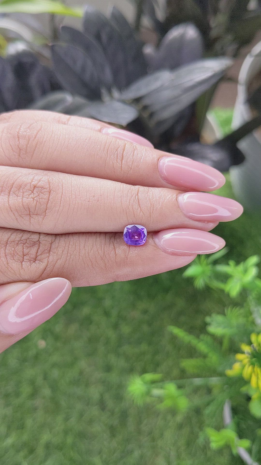 0.82 Ct. Pinkish Purple Sapphire from Tanzania Size Video