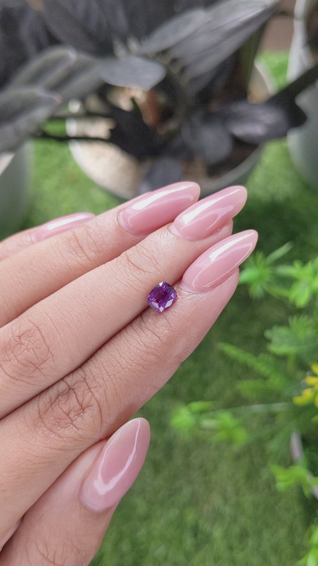 0.79 Ct. Pinkish Purple Sapphire from Tanzania Size Video
