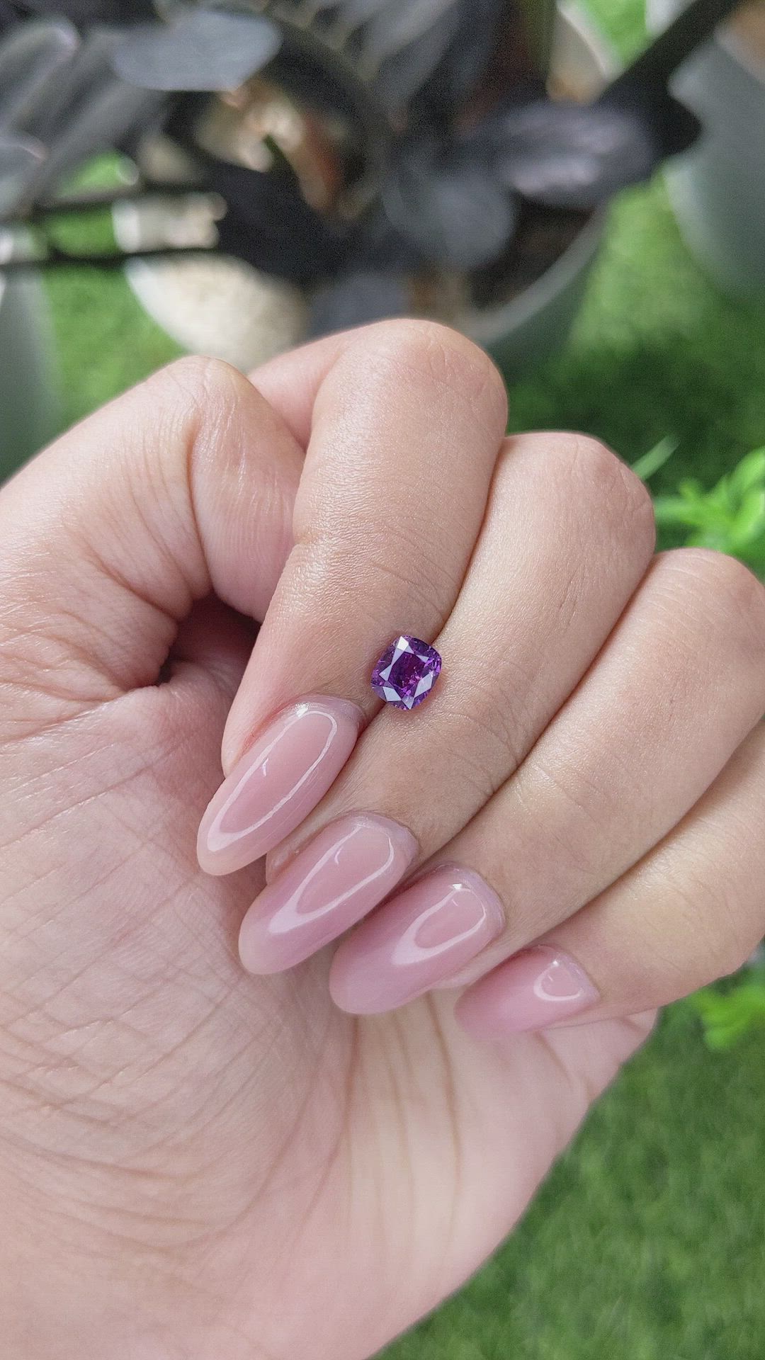 0.79 Ct. Pinkish Purple Sapphire from Tanzania Size Video